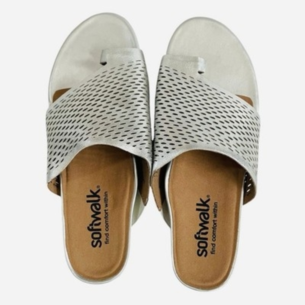 SoftWalk Corsica II Silver Metallic Leather Perforated Toe Loop Flat Sandal 9.5M - Picture 5 of 6